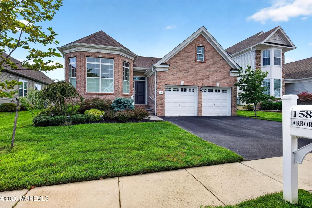 158 Arborridge Drive Forked River, NJ 08731