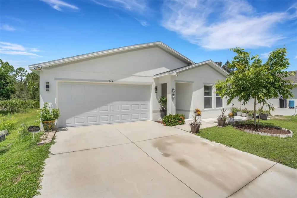12441 CALADIUM AVENUE Punta Gorda, FL 33955