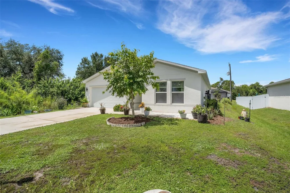 12441 CALADIUM AVENUE Punta Gorda, FL 33955