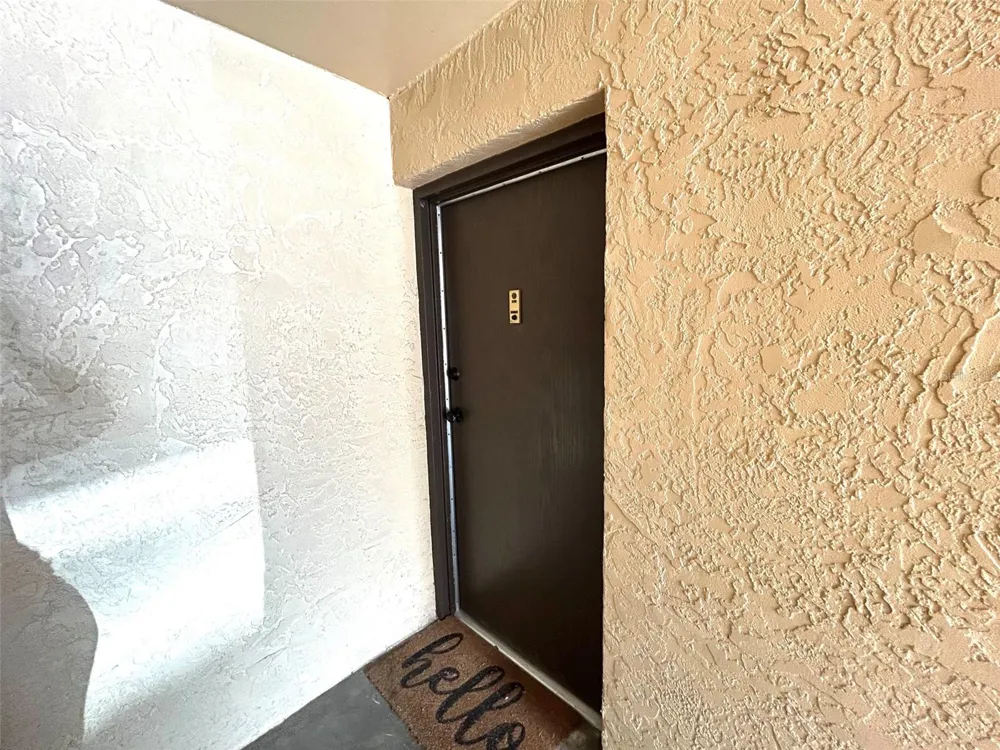 5820 CHURCH AVENUE #116 Tampa, FL 33614