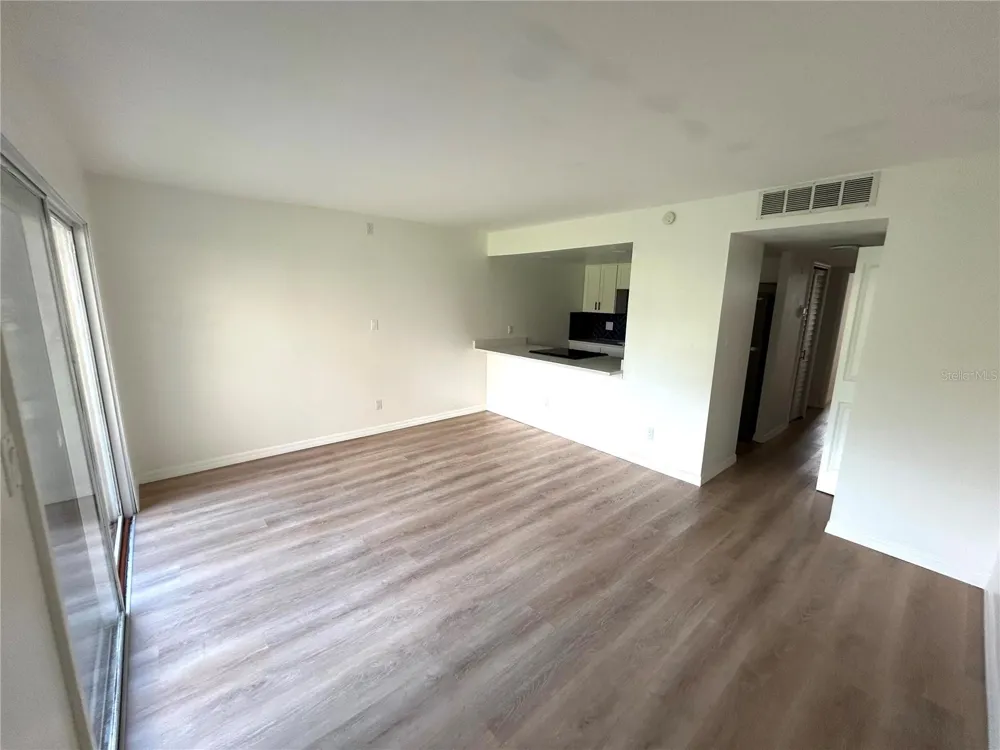 5820 CHURCH AVENUE #116 Tampa, FL 33614