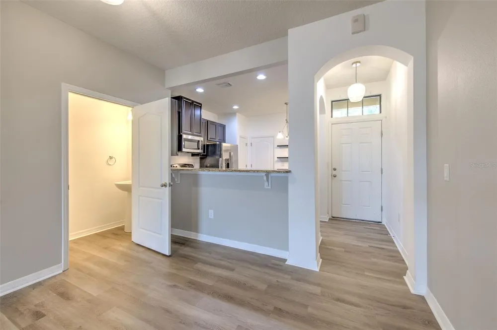 5116 BAY ISLE CIRCLE Clearwater, FL 33760