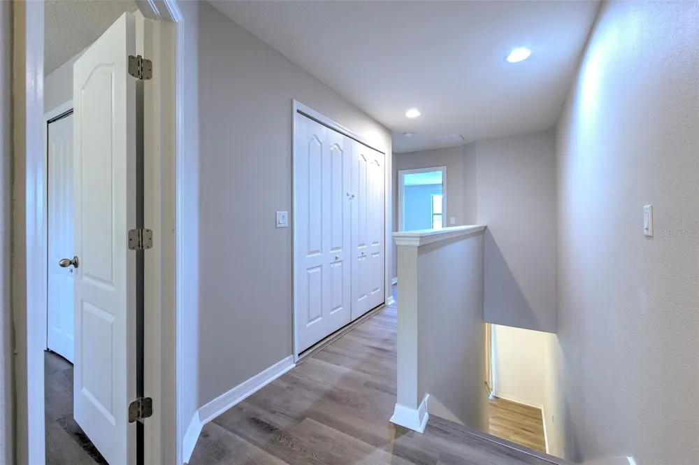 5116 BAY ISLE CIRCLE Clearwater, FL 33760