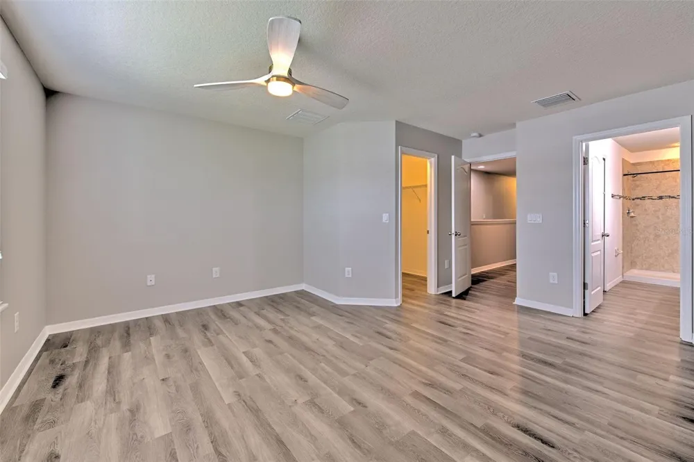 5116 BAY ISLE CIRCLE Clearwater, FL 33760