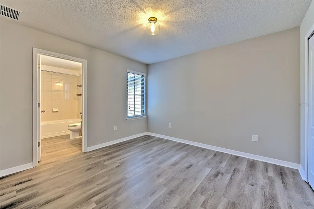 5116 BAY ISLE CIRCLE Clearwater, FL 33760