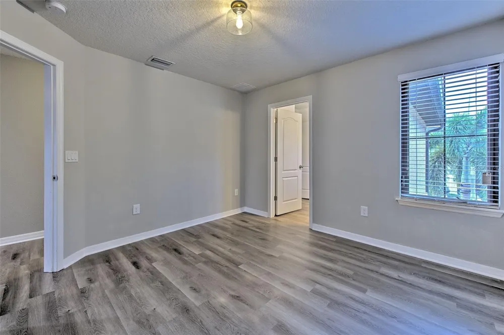 5116 BAY ISLE CIRCLE Clearwater, FL 33760