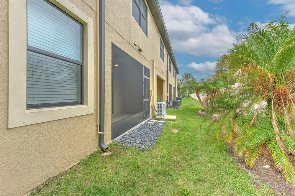 5116 BAY ISLE CIRCLE Clearwater, FL 33760