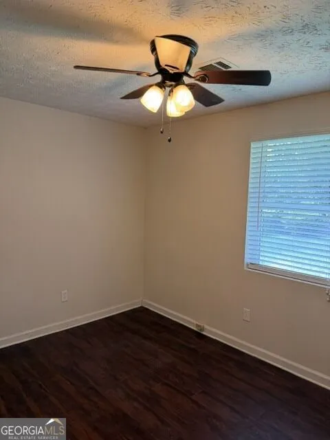 2005 Harwinor RD SE Smyrna, GA 30082