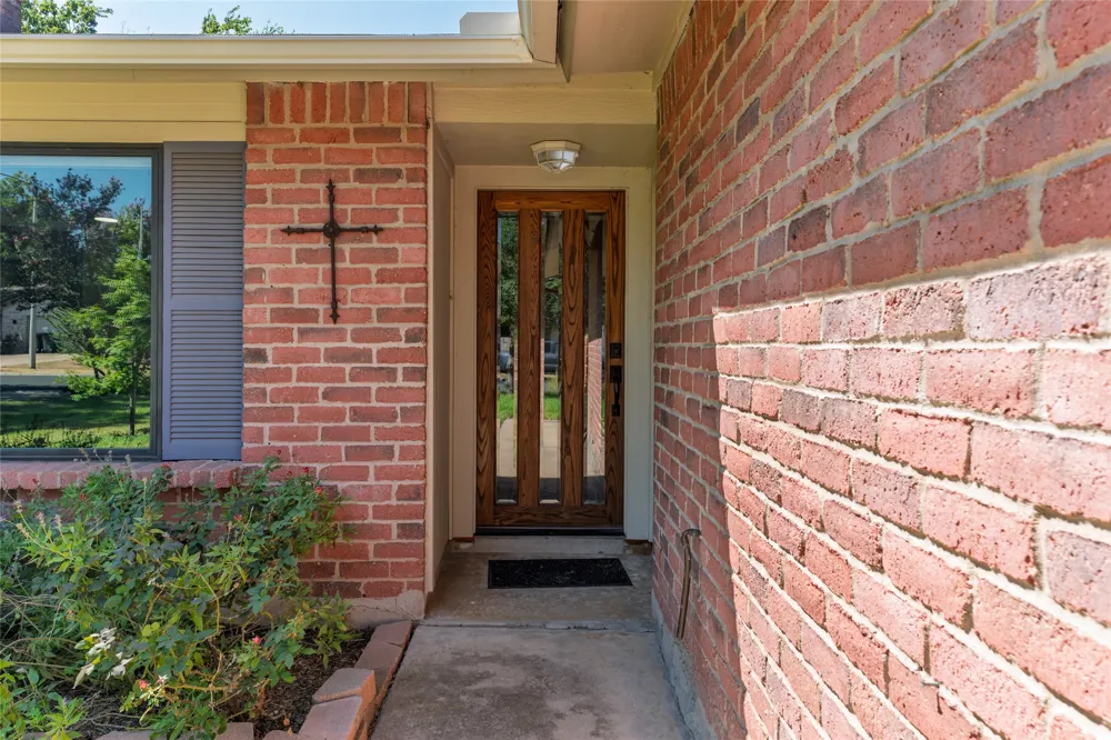 12000 Swan Drive Austin, TX 78750