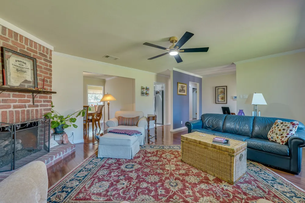 12000 Swan Drive Austin, TX 78750