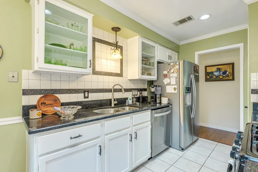 12000 Swan Drive Austin, TX 78750