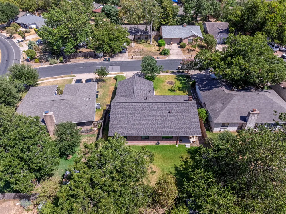 12000 Swan Drive Austin, TX 78750