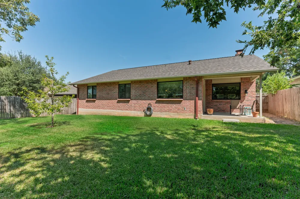 12000 Swan Drive Austin, TX 78750