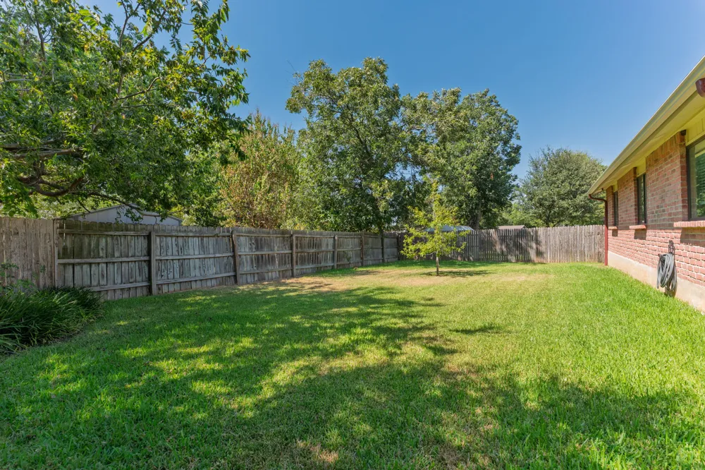 12000 Swan Drive Austin, TX 78750