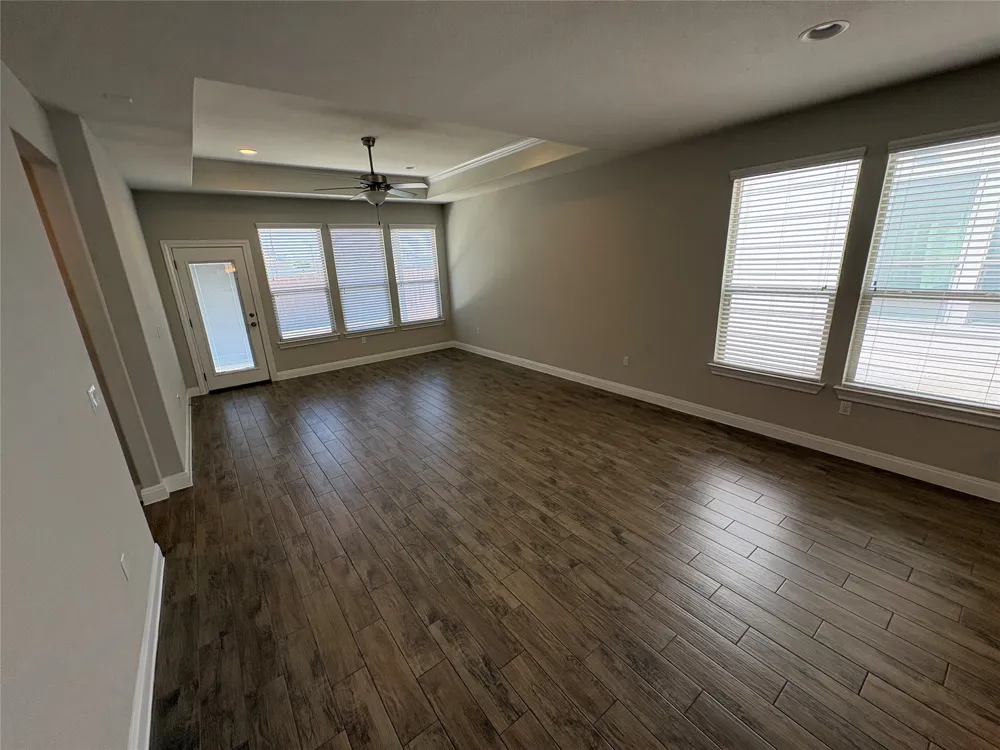 9907 Quercia Drive Austin, TX 78717