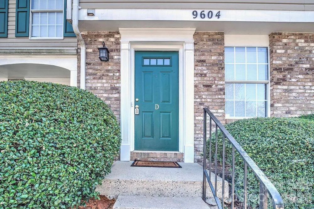 9604 Vinca Circle Charlotte, NC 28213