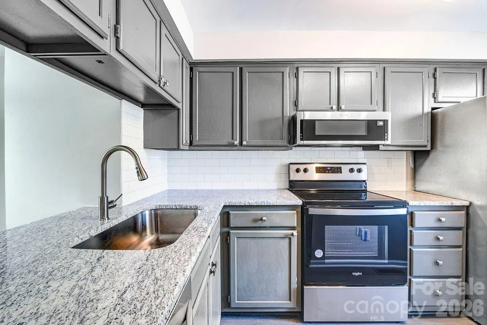 9604 Vinca Circle Charlotte, NC 28213