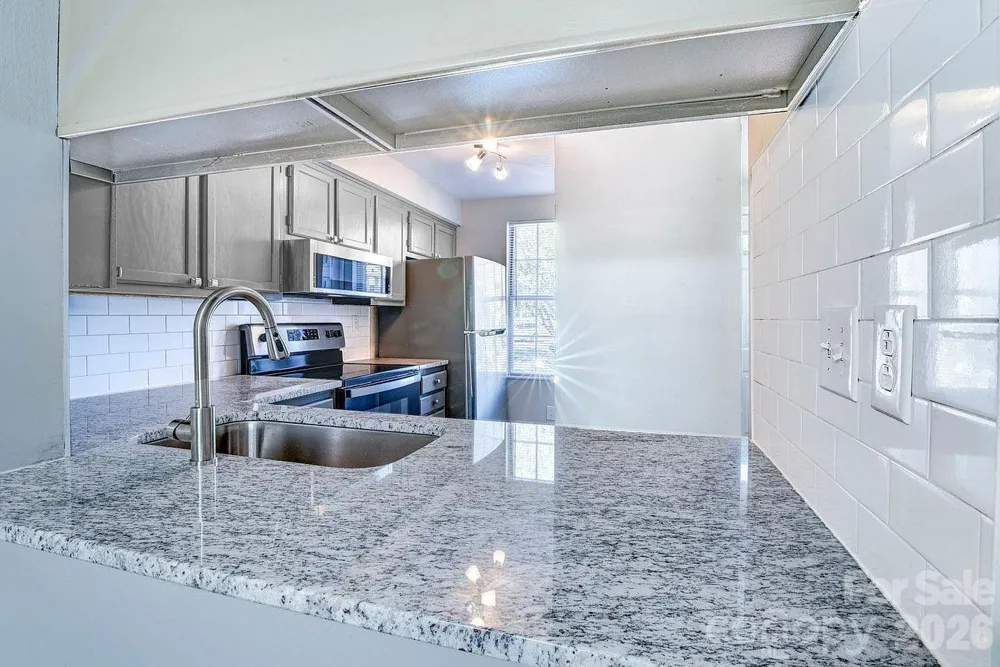 9604 Vinca Circle Charlotte, NC 28213
