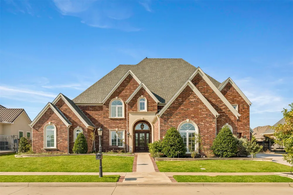 1217 Viridian Park Lane Arlington, TX 76005