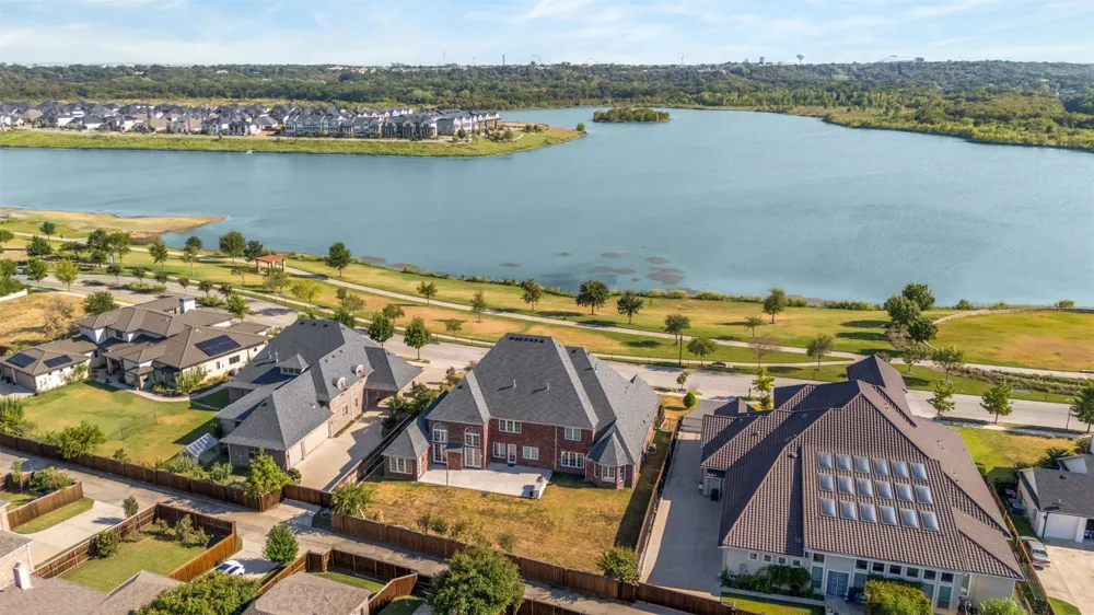 1217 Viridian Park Lane Arlington, TX 76005