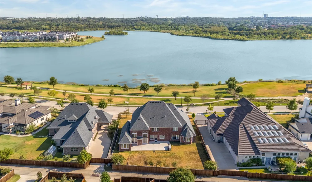 1217 Viridian Park Lane Arlington, TX 76005