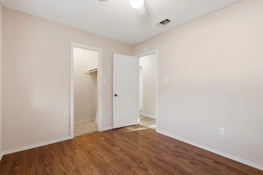 2901 Kathleen Lane Euless, TX 76039