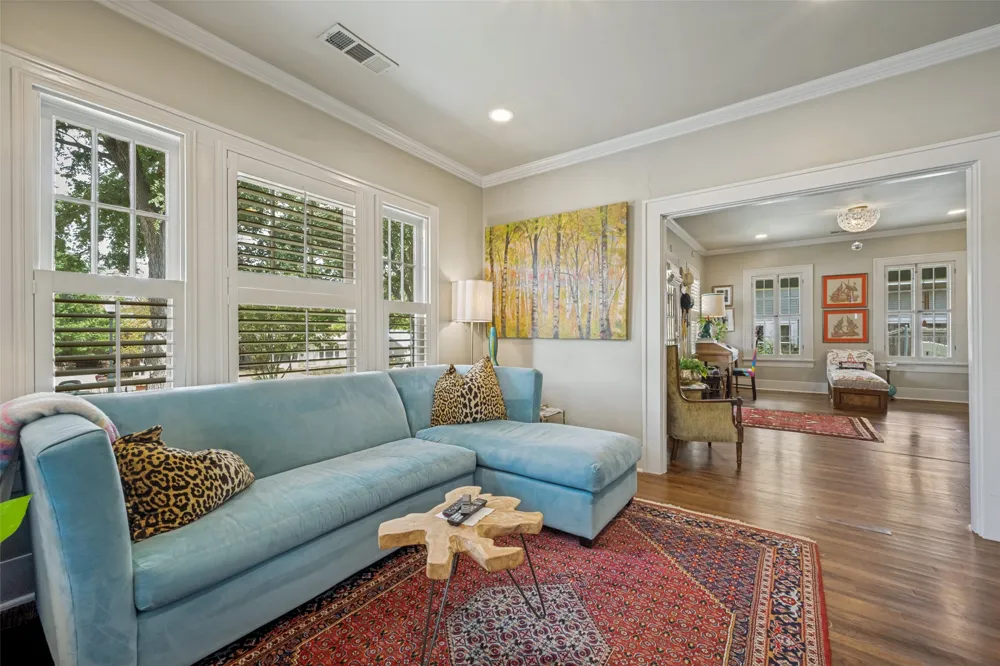 607 W Parkway Street Denton, TX 76201