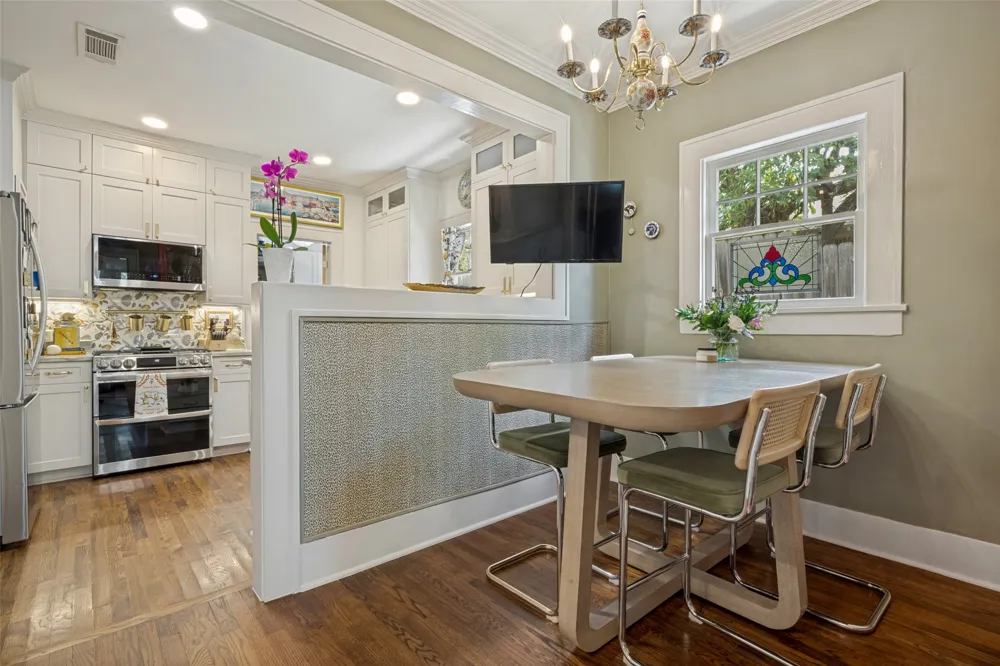 607 W Parkway Street Denton, TX 76201
