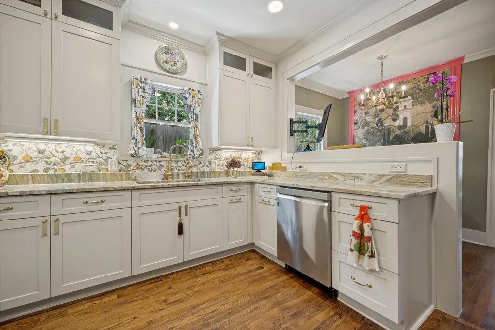 607 W Parkway Street Denton, TX 76201