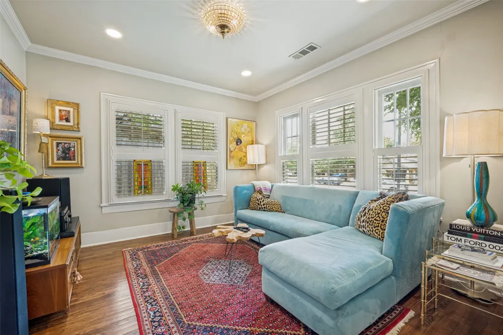 607 W Parkway Street Denton, TX 76201