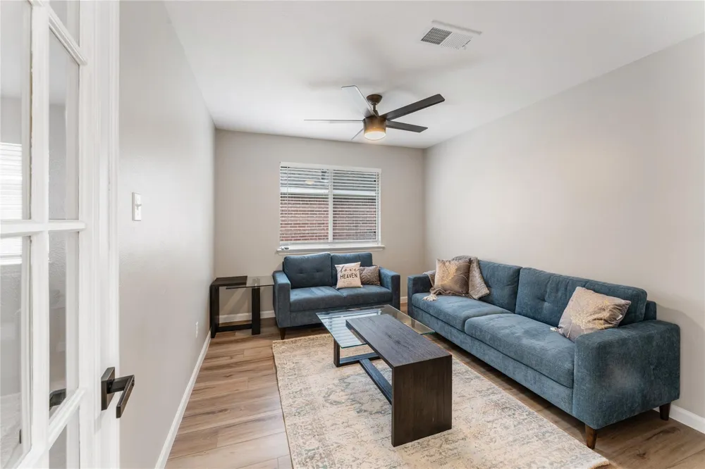29 Cypress Bayou Court The Woodlands, TX 77382