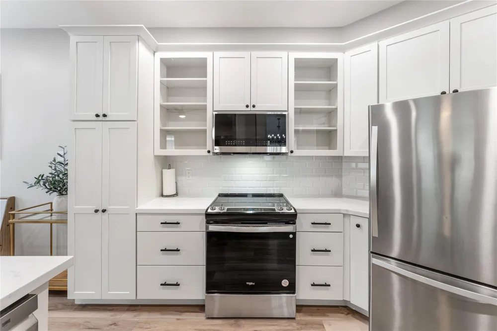 29 Cypress Bayou Court The Woodlands, TX 77382