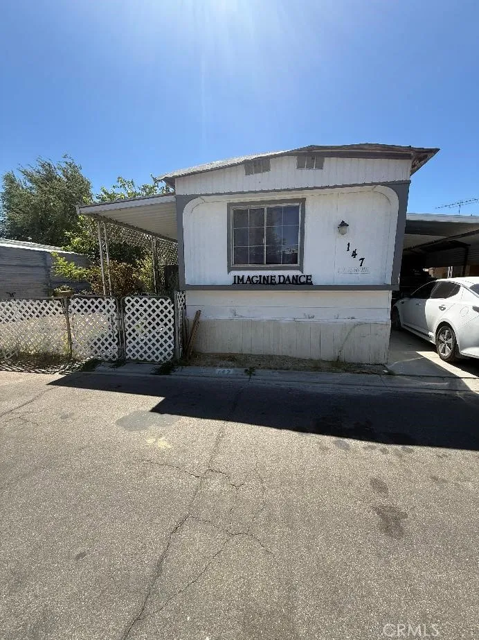 1301 Avenue I Lancaster, CA 93535
