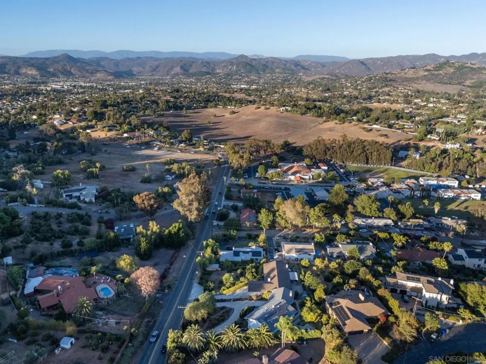 717 Idaho Ave Escondido, CA 92025
