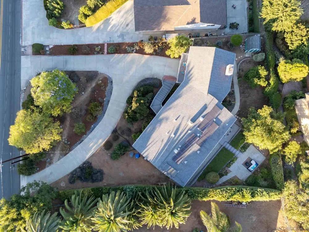 717 Idaho Ave Escondido, CA 92025