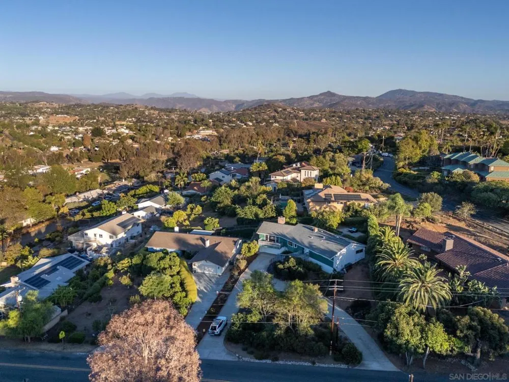 717 Idaho Ave Escondido, CA 92025