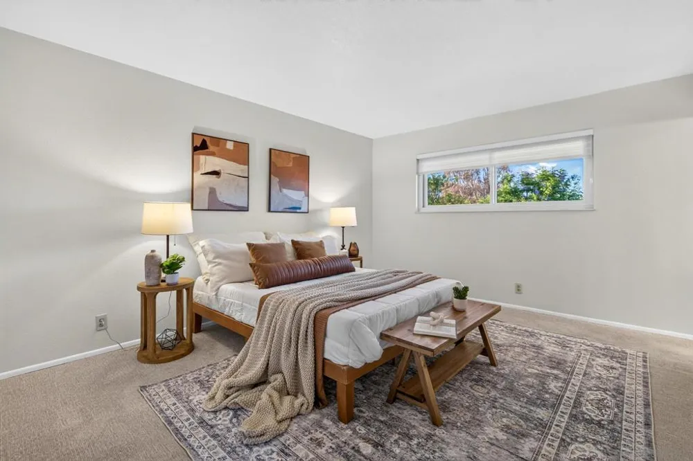 717 Idaho Ave Escondido, CA 92025