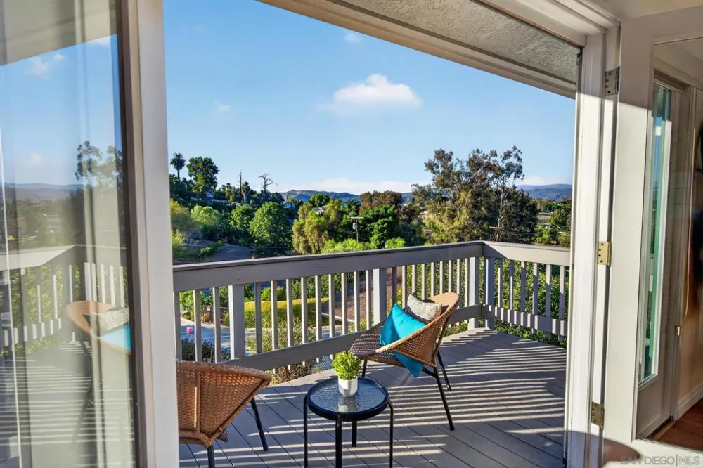 717 Idaho Ave Escondido, CA 92025