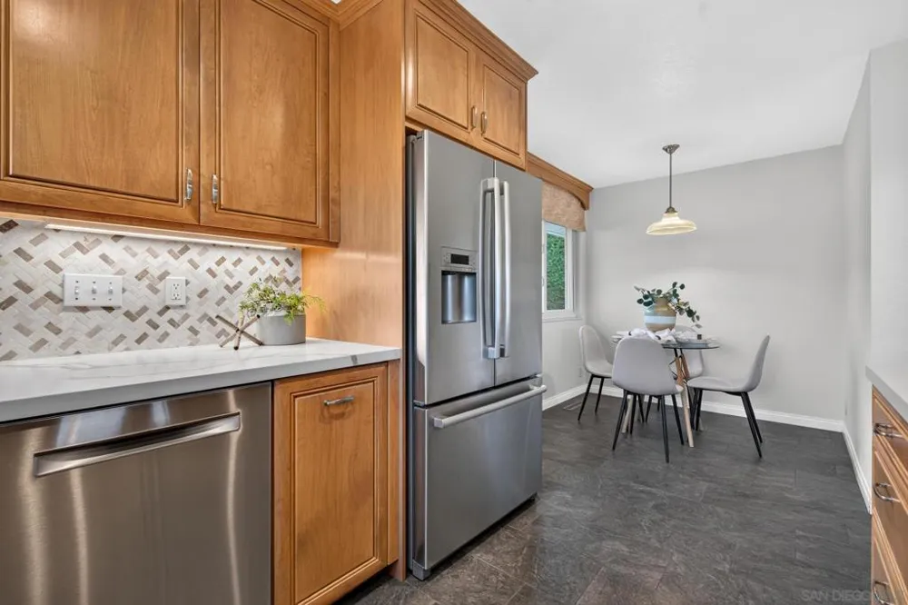 717 Idaho Ave Escondido, CA 92025