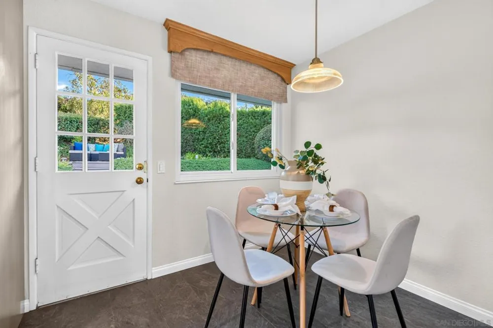 717 Idaho Ave Escondido, CA 92025