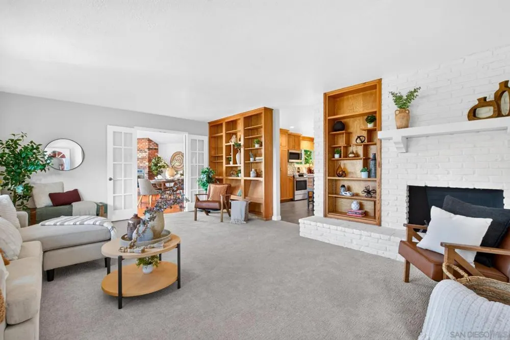 717 Idaho Ave Escondido, CA 92025
