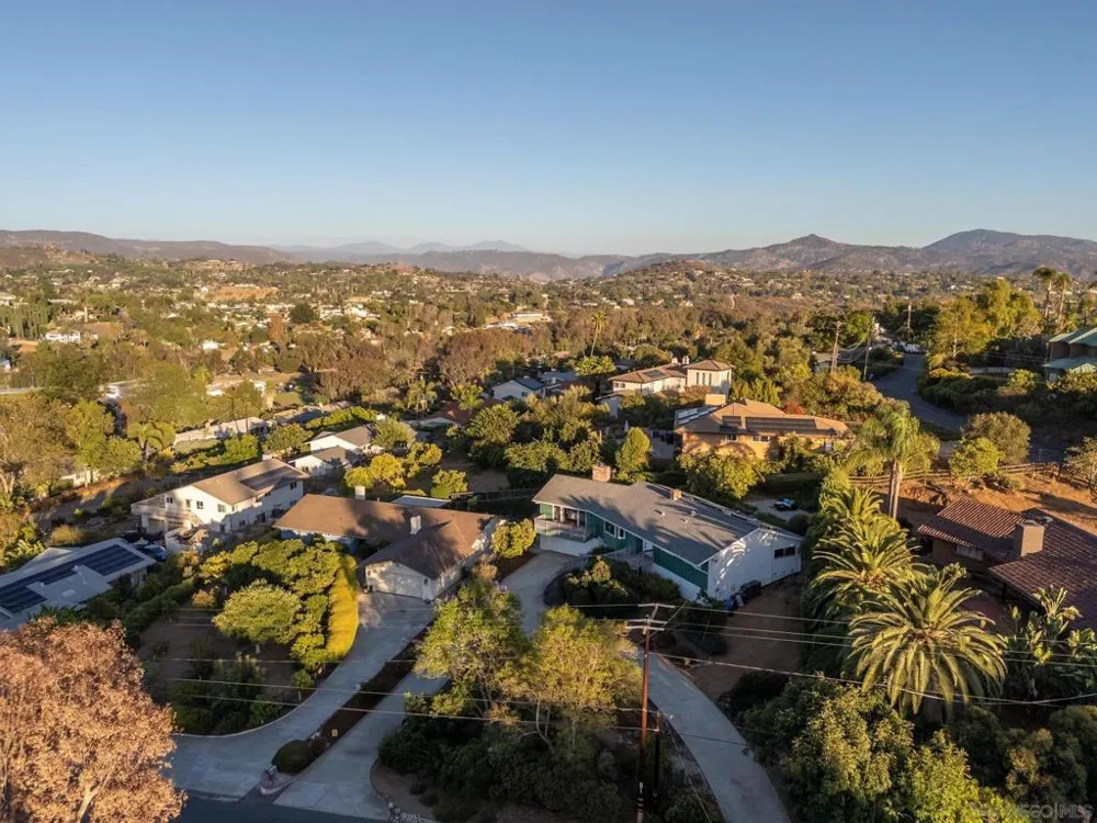 717 Idaho Ave Escondido, CA 92025