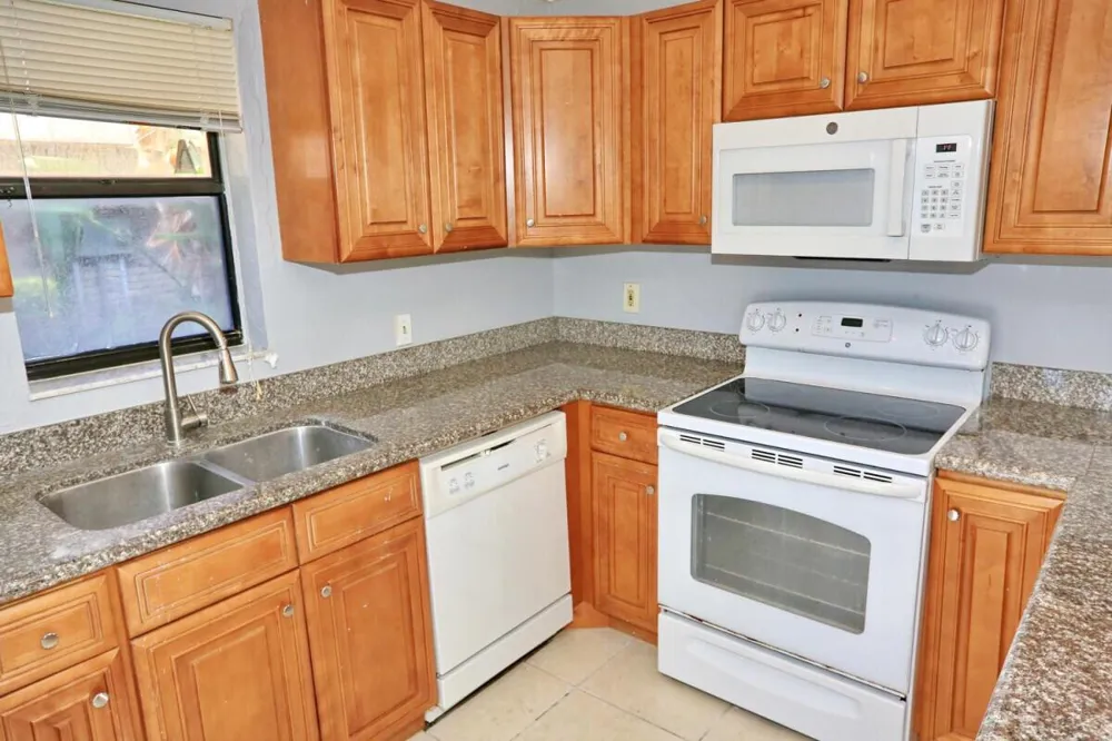 7531 Courtyard Run E Boca Raton, FL 33433