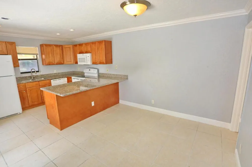 7531 Courtyard Run E Boca Raton, FL 33433