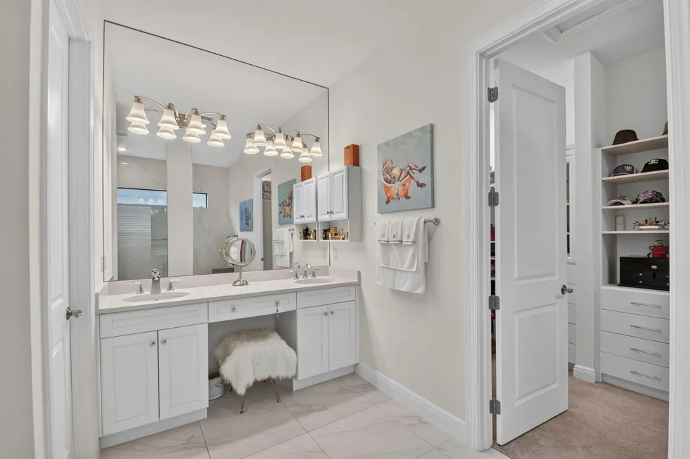 15745 Cresswind Place Westlake, FL 33470