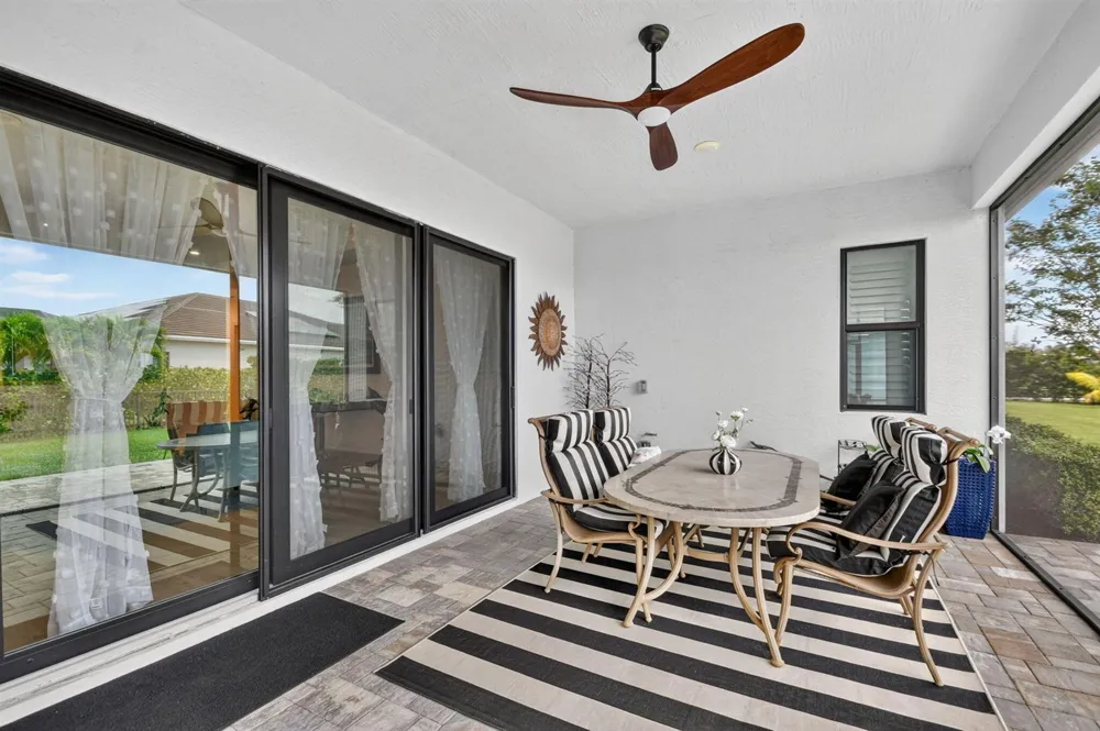 15745 Cresswind Place Westlake, FL 33470