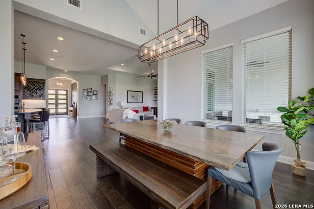 5716 High Forest New Braunfels, TX 78132