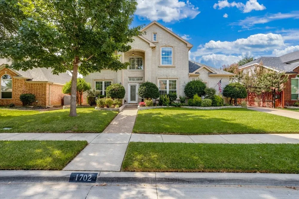 1702 Meridian Court Keller, TX 76248