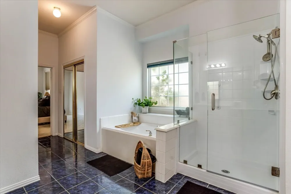 1702 Meridian Court Keller, TX 76248