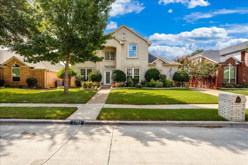 1702 Meridian Court Keller, TX 76248